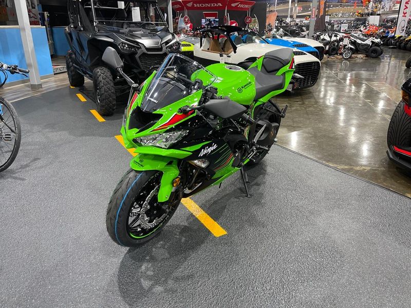 2025 Kawasaki NINJA ZX-6R KRT EDITION ABS Image 6