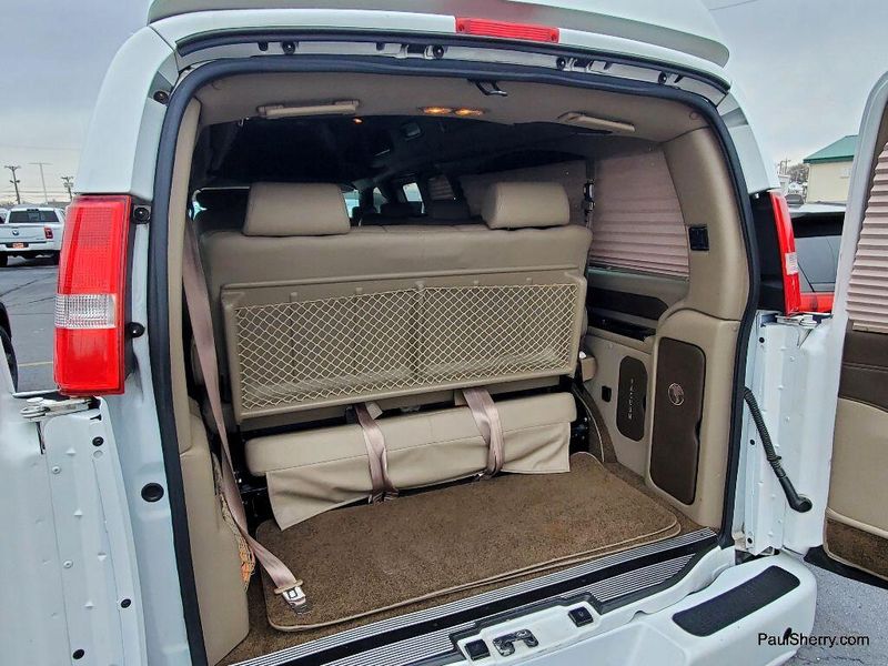 2019 GMC Savana 2500 Image 7