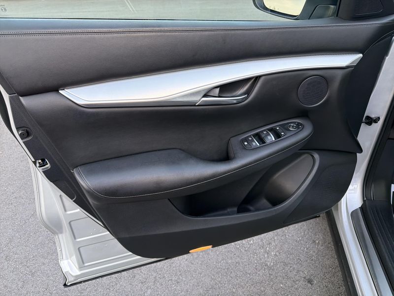 Used 2019 INFINITI QX50 LuxeImage 30