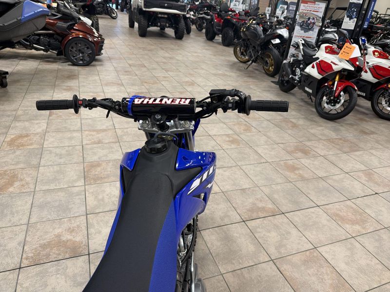 New 2026 Yamaha TT-R125LE Image 26