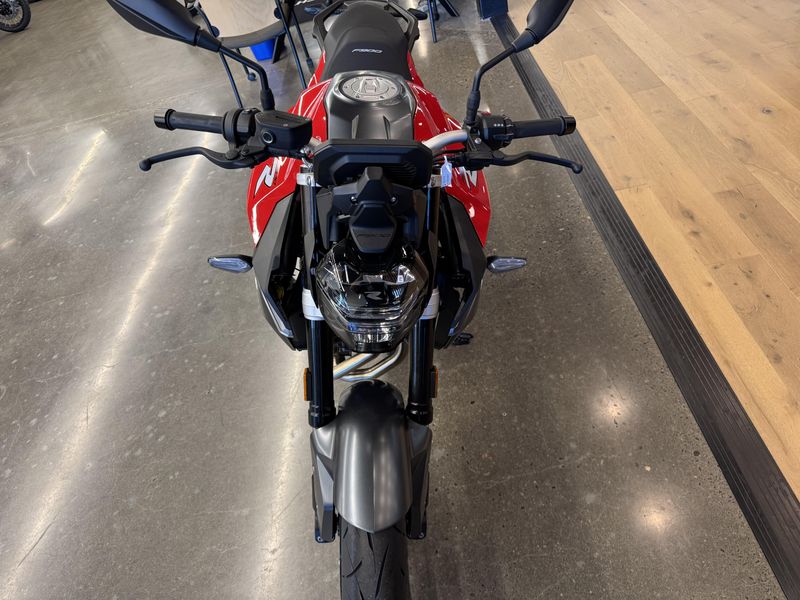 2024 BMW F 900 R - RACING RED 
