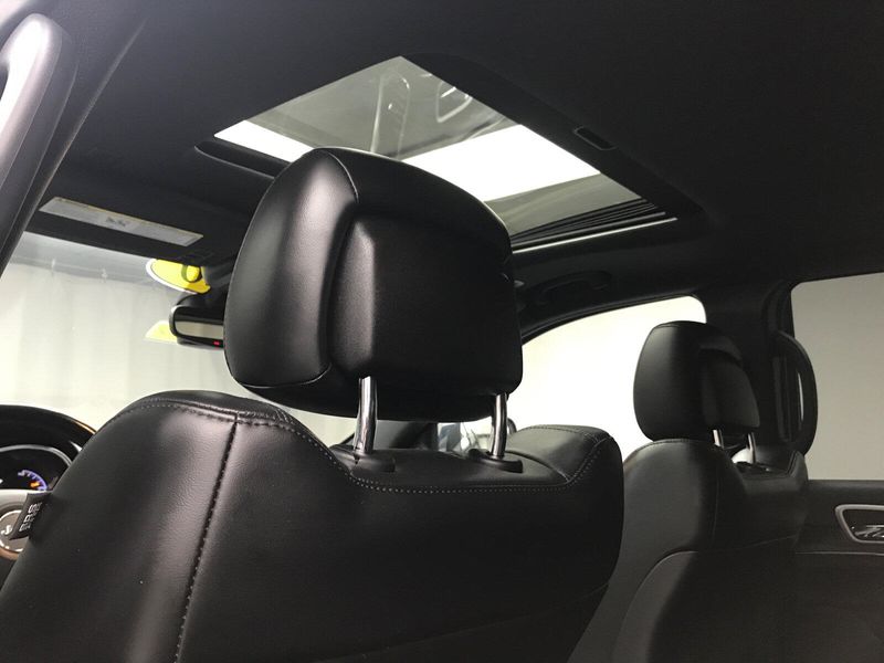 Used 2020 Jeep Grand Cherokee LimitedImage 16