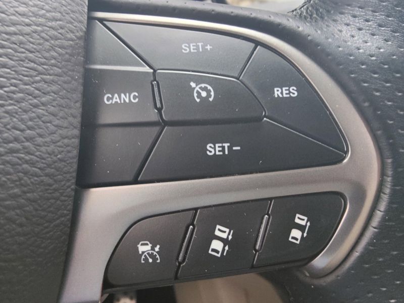 2018 Dodge Durango Citadel AWD w/Sunroof/Nav/RSEImage 10