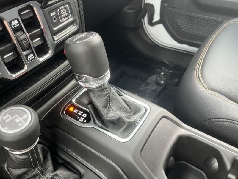New 2025 Jeep Gladiator High Tide 4x4