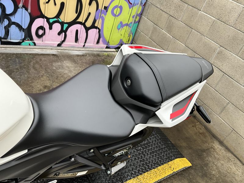 New 2026 Yamaha YZF-R3 ABS 70th Anniversary Edition Image 12