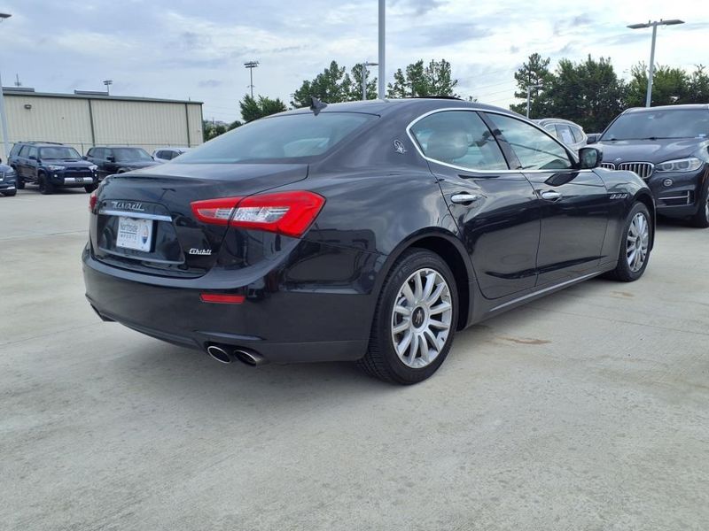 Used 2014 Maserati Ghibli Image 10