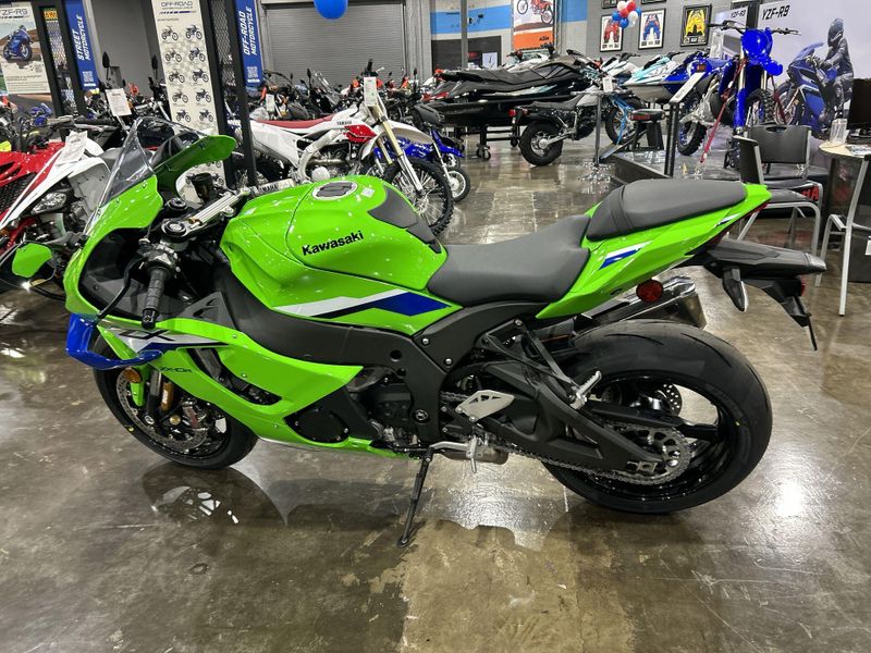 New 2026 Kawasaki NINJA ZX-10R Image 17