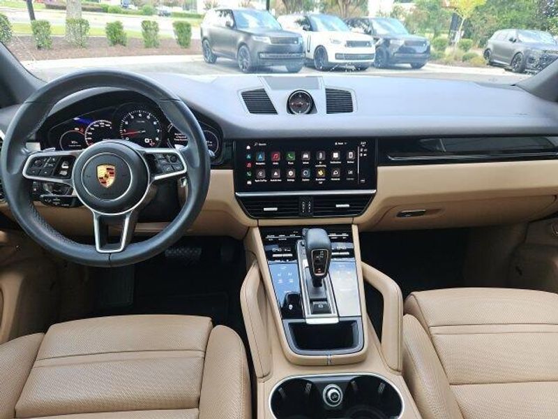 Used 2023 Porsche Cayenne Platinum Edition