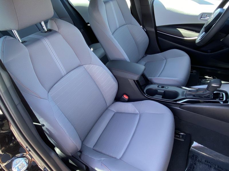 Used 2025 Toyota Corolla FXImage 11