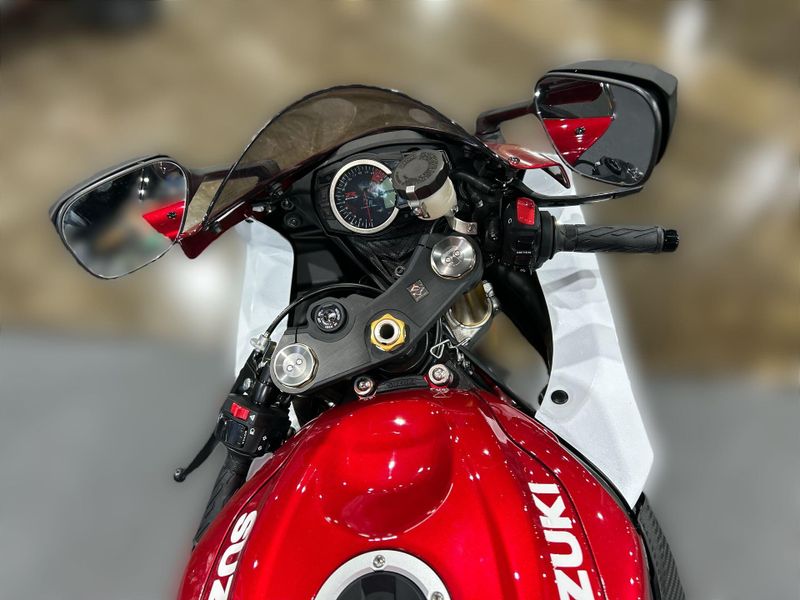 New 2027 Suzuki GSX-R750 Image 15