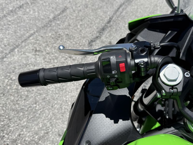 Used 2025 Kawasaki Ninja 500 KRT Edition SE ABS 