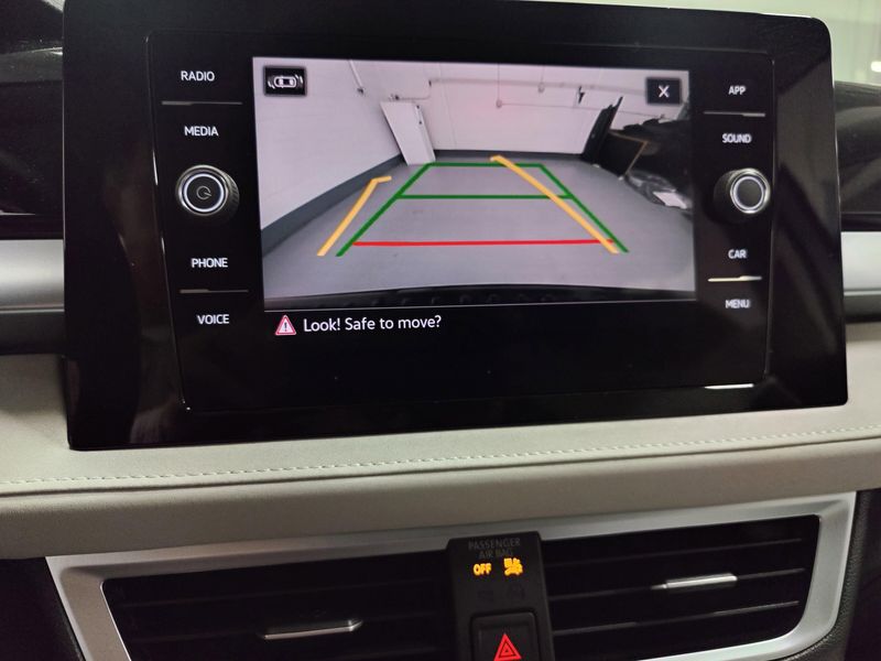 2025 Volkswagen Taos SE AWD w/SunroofImage 20