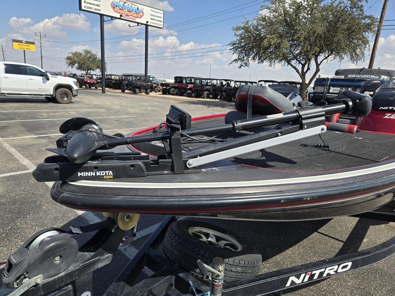 USED 2014 NITRO Z8 Image 8