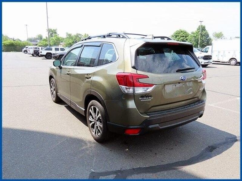 2023 Subaru Forester LimitedImage 4