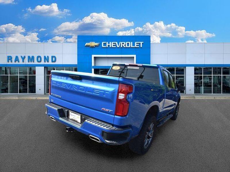 Used 2022 Chevrolet Silverado 1500 RSTImage 3