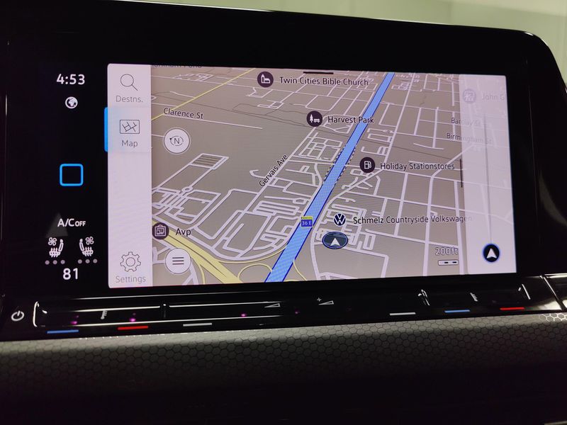 Used 2024 Volkswagen Golf GTI SE w/Sunroof/Leather PkgImage 8