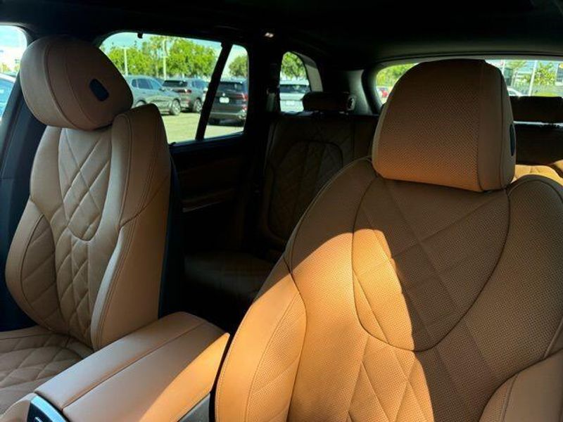 New 2026 BMW X5 xDrive40iImage 19