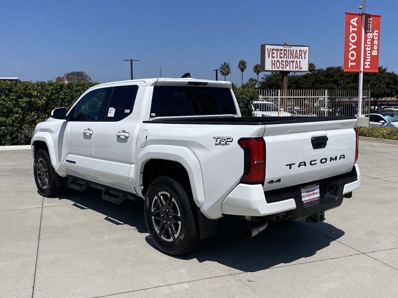 2024 Toyota Tacoma TRD SportImage 6