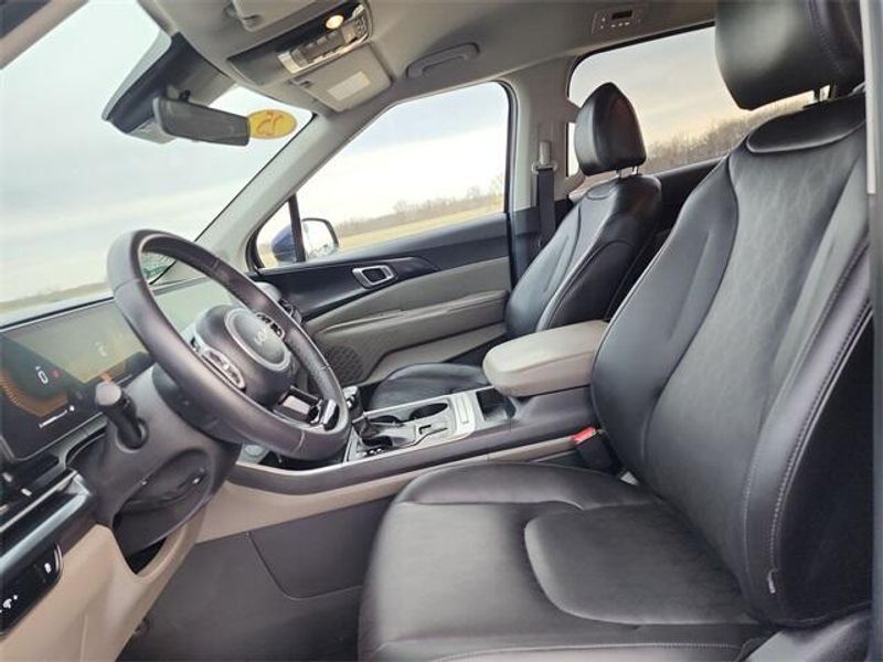 2025 Kia Carnival LXSImage 20