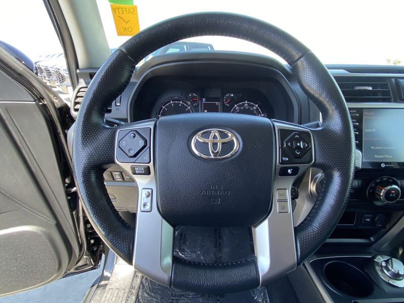 2024 Toyota 4Runner SR5 PremiumImage 27