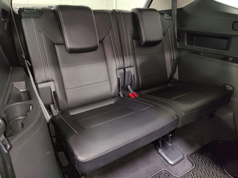 Used 2022 Volkswagen Atlas AWD V6 SE w/Technology/SunroofImage 17