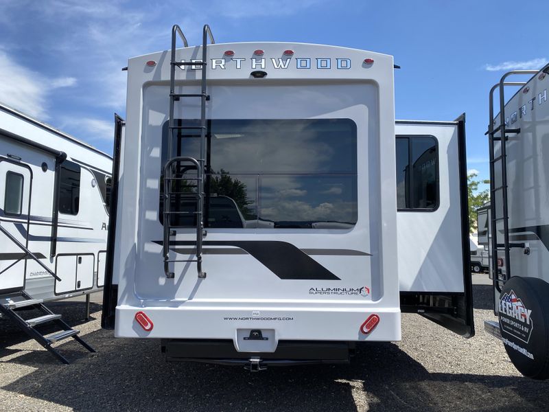 New 2026 NORTHWOOD MFG Arctic Fox NXT 325MKImage 3