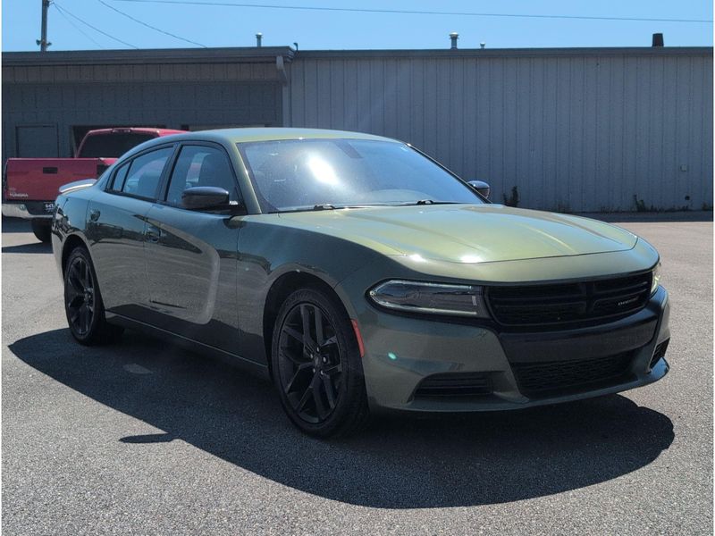 Used 2022 Dodge Charger SXTImage 6