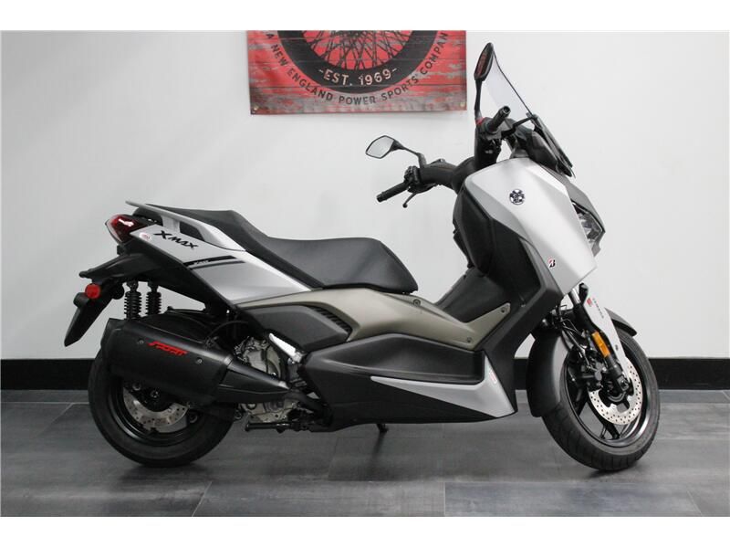 Used 2024 Yamaha XMAX 300 Image 1