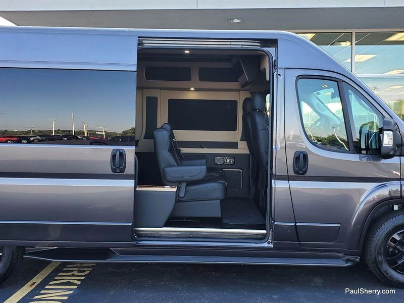 New 2024 RAM Promaster 2500 Slt+ Window Van High Roof 159