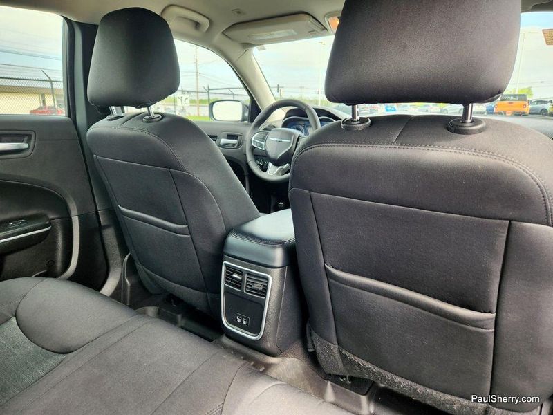 Used 2023 Chrysler 300 Touring SportImage 41