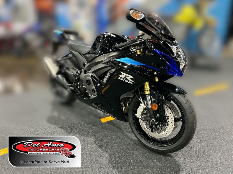 New 2027 Suzuki GSX-R750 