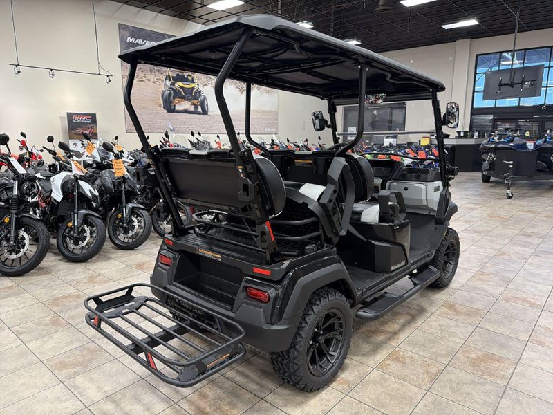 New 2025 Kawasaki NAV 4E LE Image 17