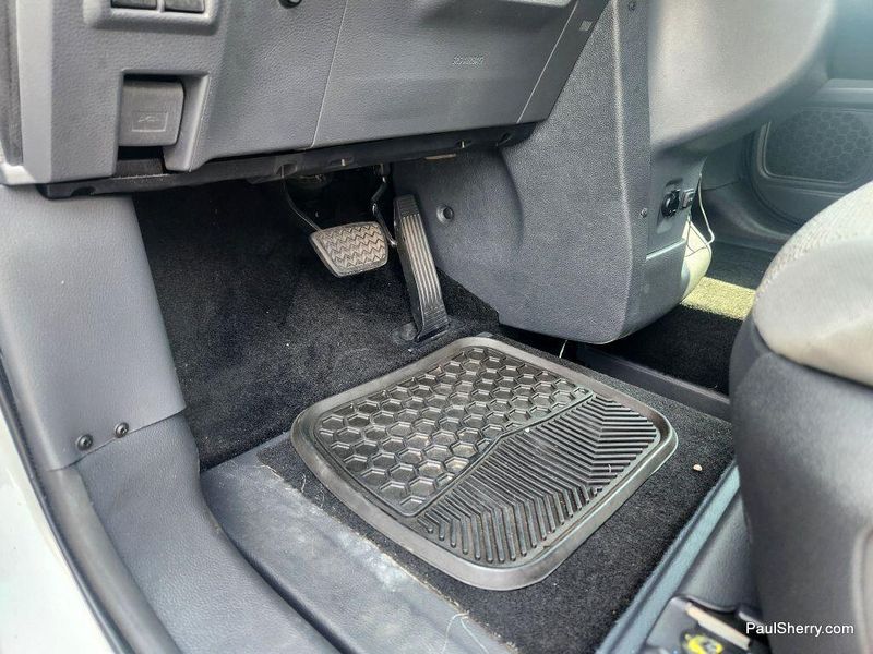 2022 Toyota Sienna Hybrid LEImage 42