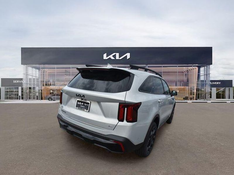 New 2026 Kia Sorento X-Line SX PrestigeImage 4
