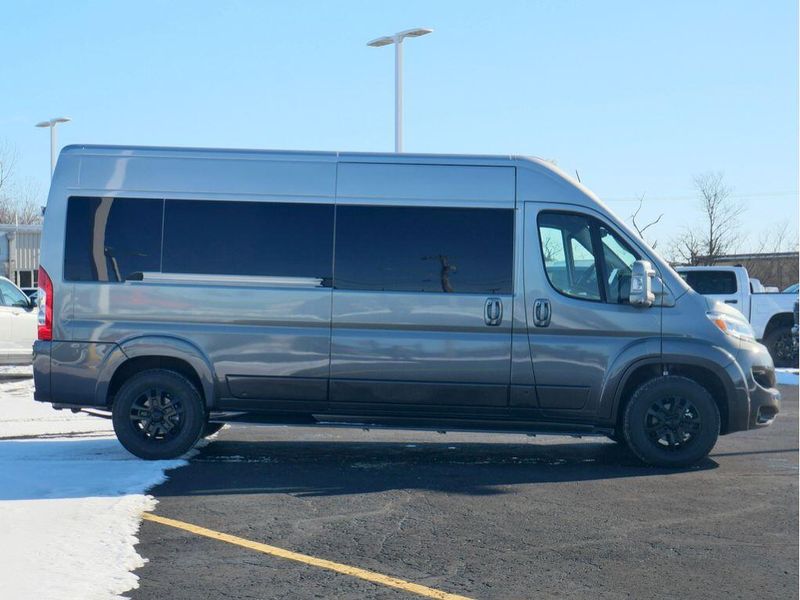 2024 RAM Promaster 2500 Slt+ Window Van High Roof 159