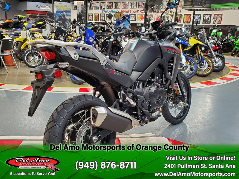 2024 Honda Transalp Image 5