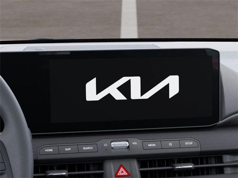 2025 Kia K4 LXImage 20