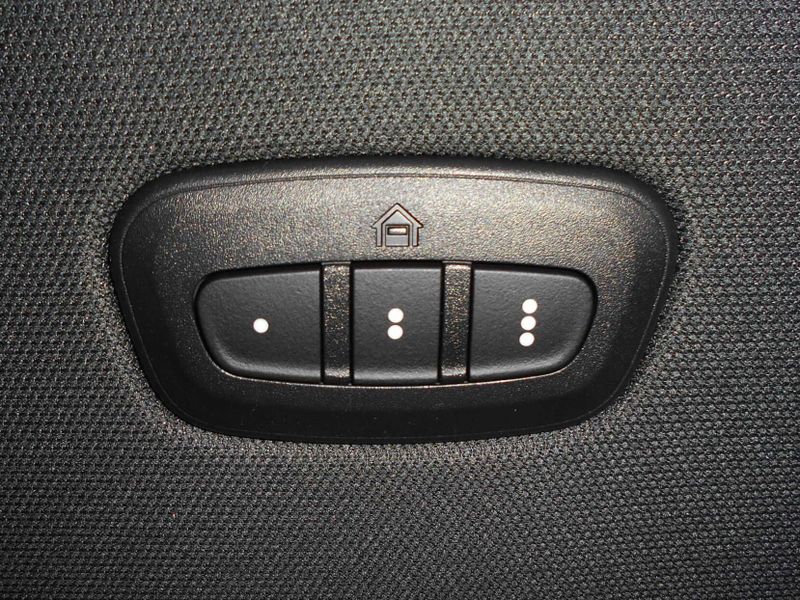 2025 RAM 1500 Big Horn Crew Cab 4x4 5