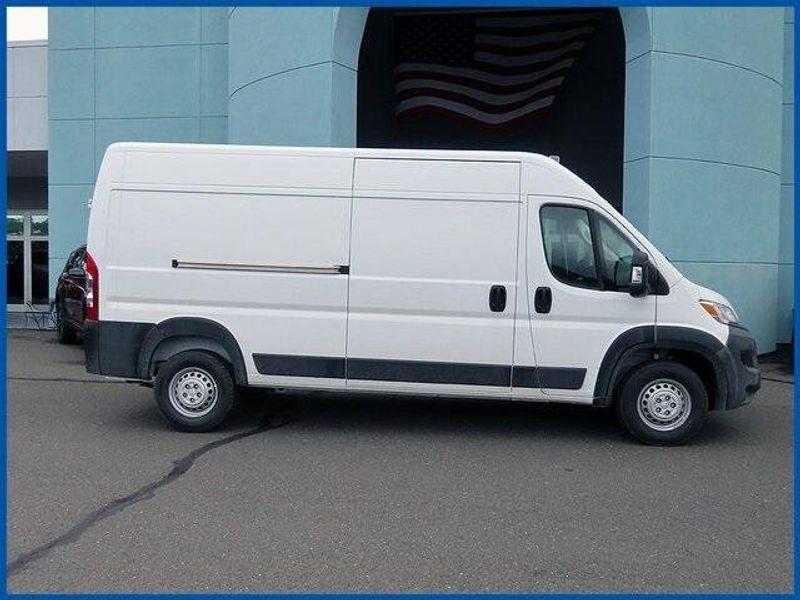 2025 RAM ProMaster High RoofImage 2