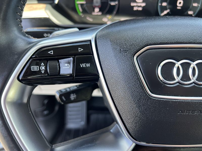 Used 2019 Audi e-tron Premium PlusImage 13