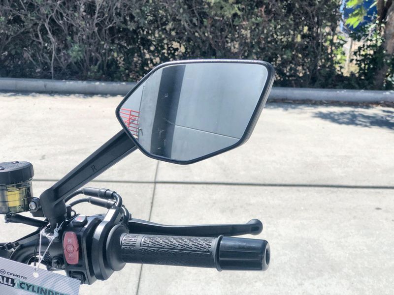 New 2026 CFMOTO 675NK Image 24