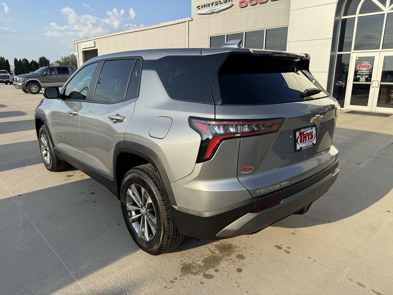 Used 2026 Chevrolet Equinox AWD LTImage 40