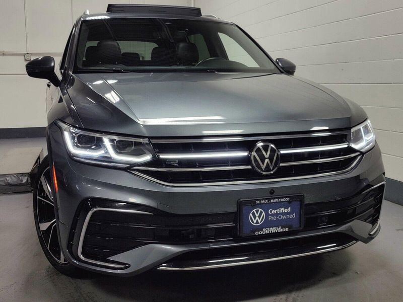 2022 Volkswagen Tiguan SEL R-Line AWD w/Sunroof/NavImage 2