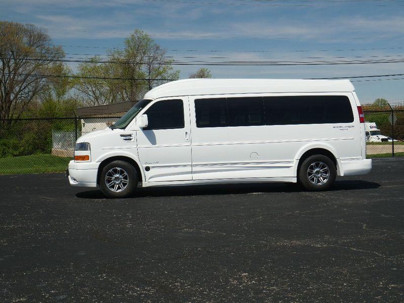 2019 GMC Savana Image 6