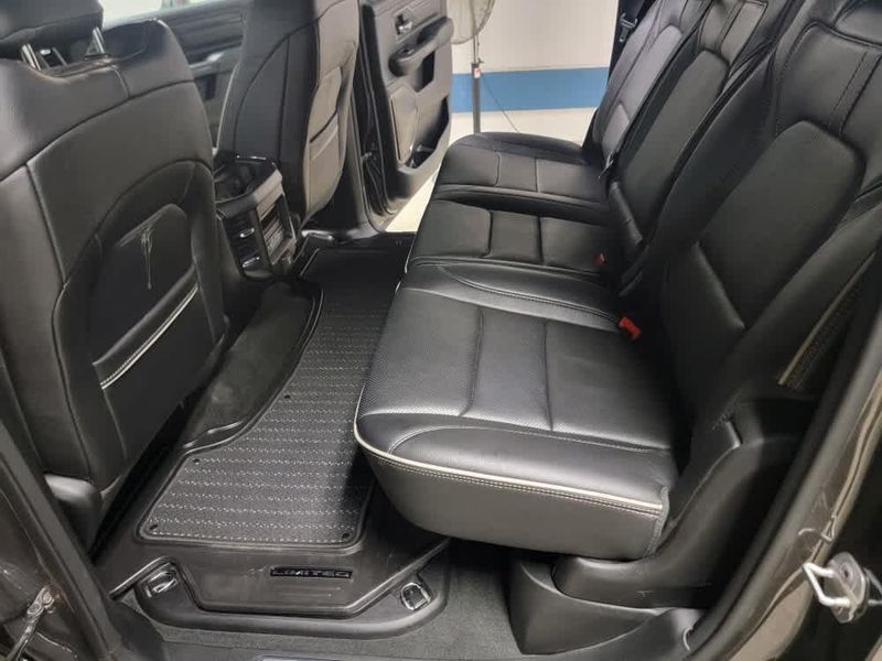 2023 Ram 1500 Limited photo 12