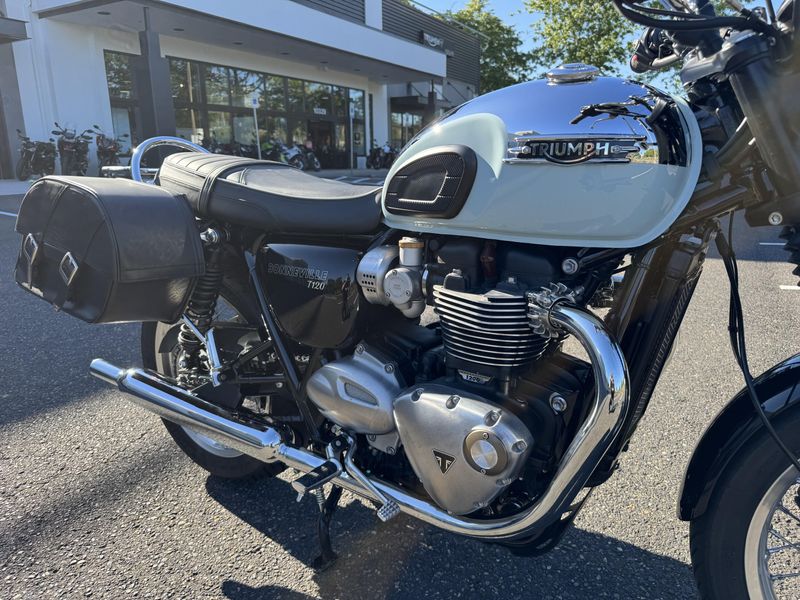 Used 2023 Triumph Bonneville T120 Euro 5a Base 