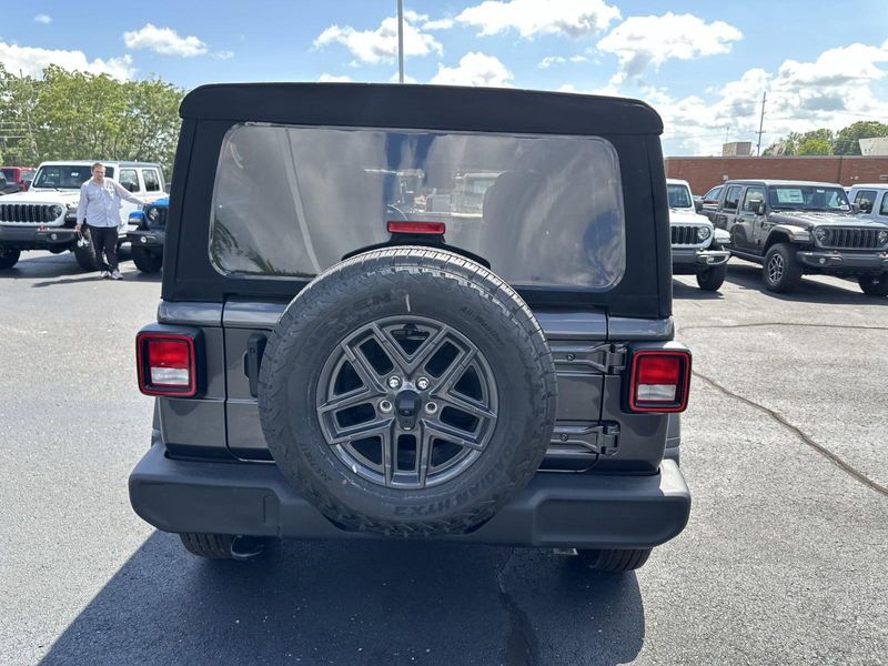 2024 Jeep Wrangler 4-door Sport SImage 14