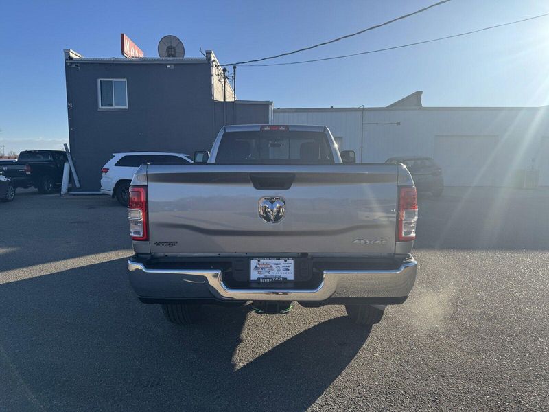 2024 RAM 2500 TradesmanImage 6