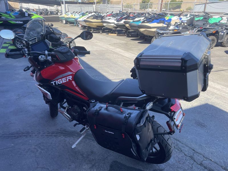 Used 2024 Triumph TIGER 900 GT ARAGON EDITION (Euro 5a) Image 11