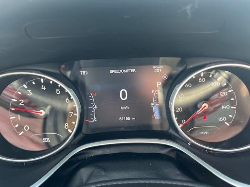 Used 2020 Jeep Compass Image 10